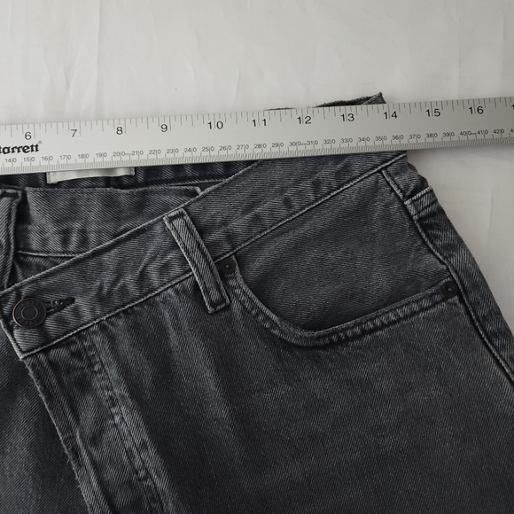 AGOLDE Criss Cross Jeans in Synchronize - Picture 6 of 8